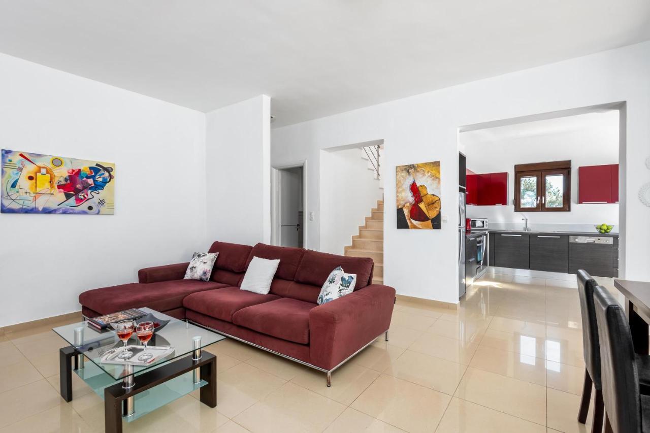 Aggelina Villa Pefki 外观 照片